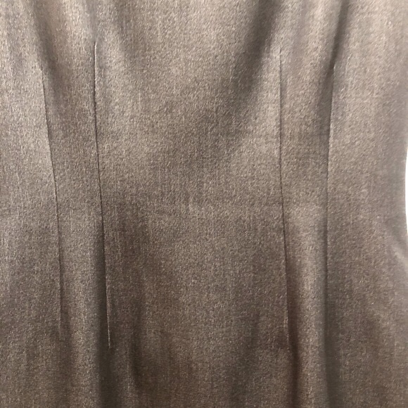 CHARCOAL TAHARI DRESS W/ BEAUTIFUL NECKLACE DETAIL - Picture 11 of 12